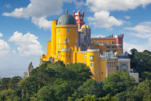 fantastic-nacional-palace-pena-sintra-lisbon-portugal
